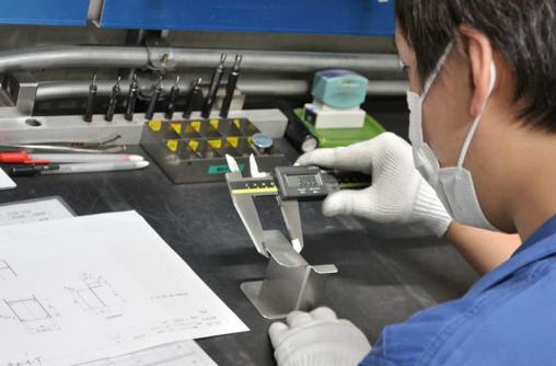 How to Inspect Parts from a Sheet Metal Parts Manufacturer: The Receiving Checklist